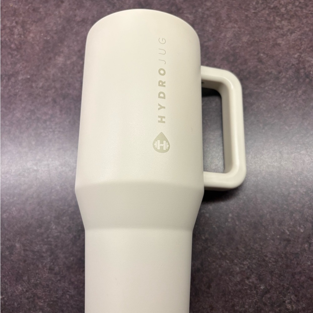 HydroJug Cream 40 oz Water Bottle